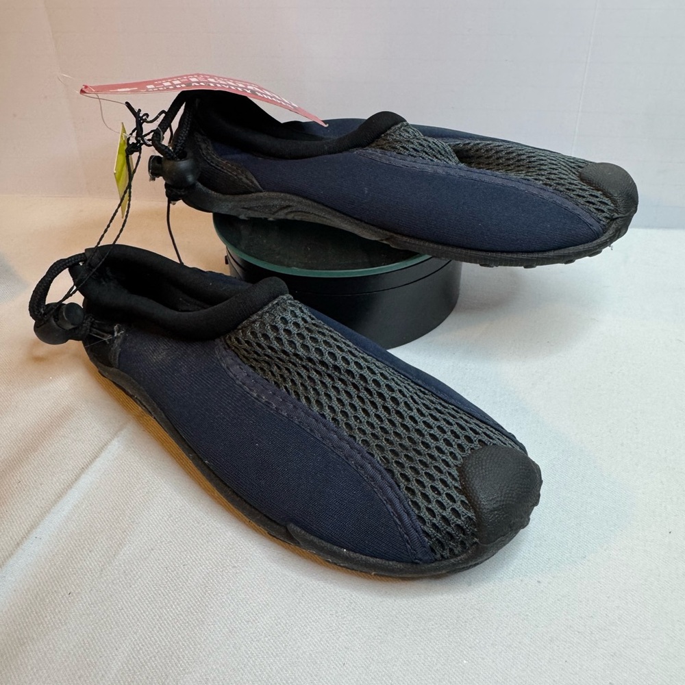 water shoes lifeguard, indoor outdoor use comfort & safety machine washable 13/1